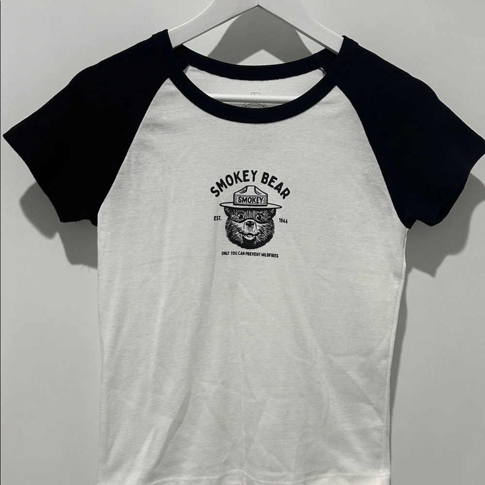 SMOKEY BEAR RAGLAN GRAPHIC BABY TEE - Picture 2 of 8